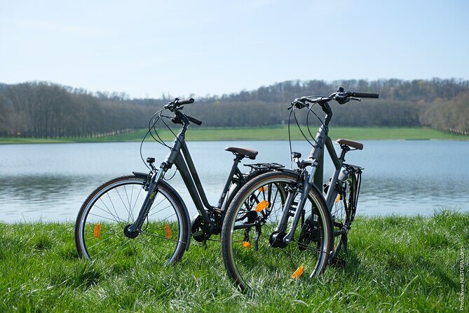 Versailles: Bike Rental, Different Sizes - Picking Up Your Bike at the Versailles Tourist Office