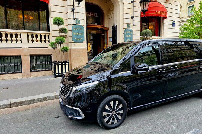 VERSAILLES CASTLE Round-Trip Transfer from Paris by Luxury Van - The Van Ride: Disinfected Vehicle and Safety Rules That Feel Thoughtful